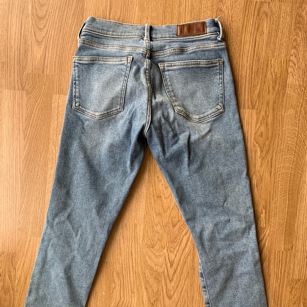 RIPPED JEANS - Picture 3 of 3